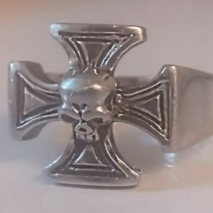 Men's Stainless Steel Skull and Crossbone ring